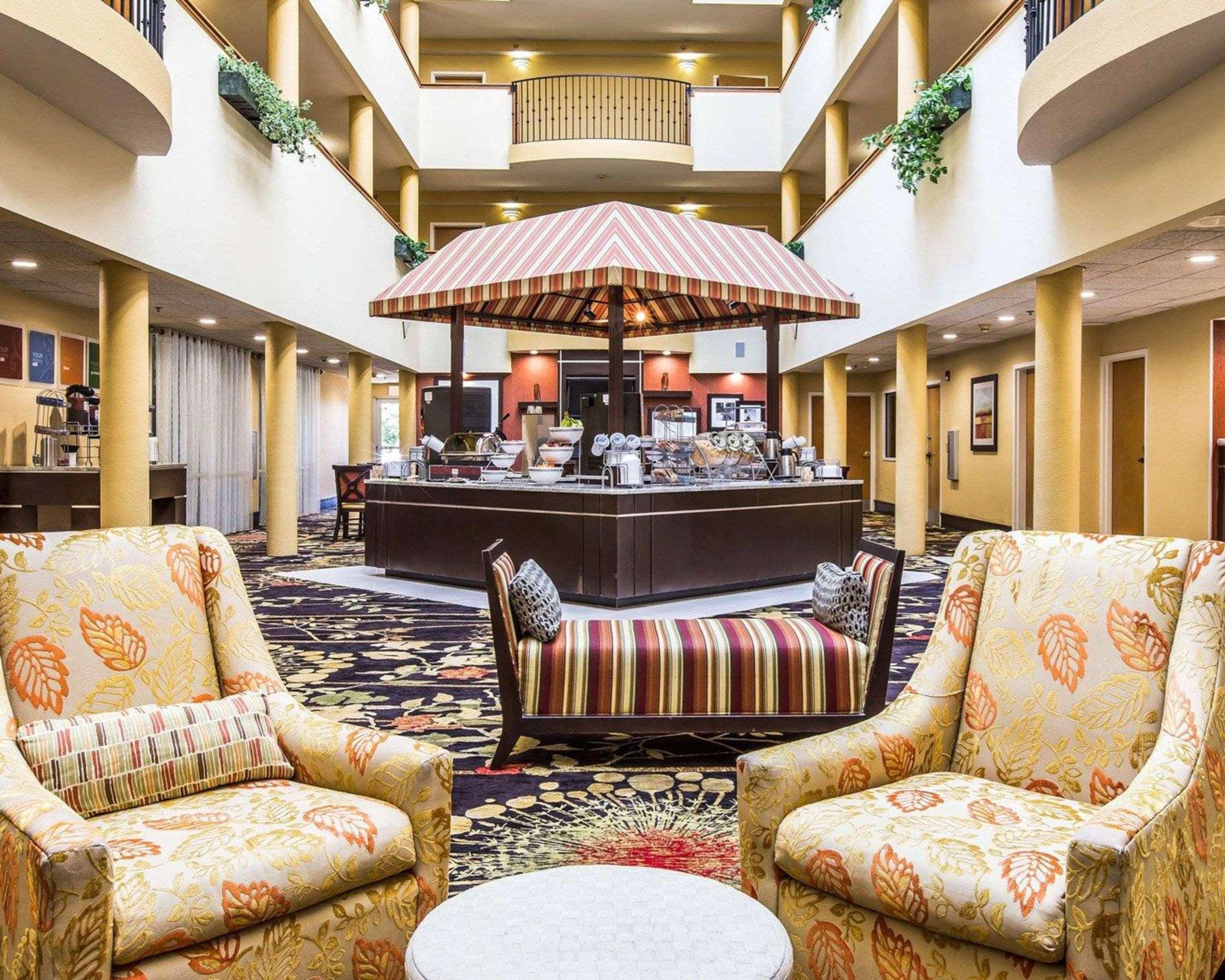 Comfort Suites Anderson-Clemson Экстерьер фото